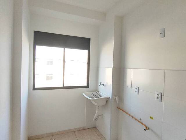 #412 - Apartamento para Venda em Votorantim - SP - 2
