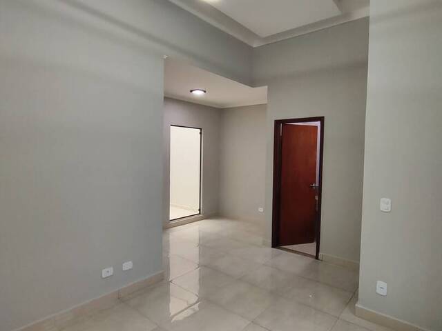 #617 - Casa para Venda em Sorocaba - SP - 2